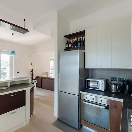 Apartman Joivy Great Flat With Sea View *