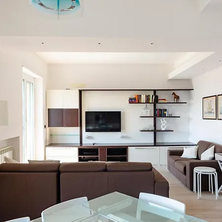 Joivy Great Flat With Sea View Apartment Genoa