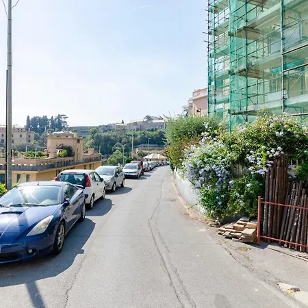 Joivy Great Flat With Sea View Appartamento Genova